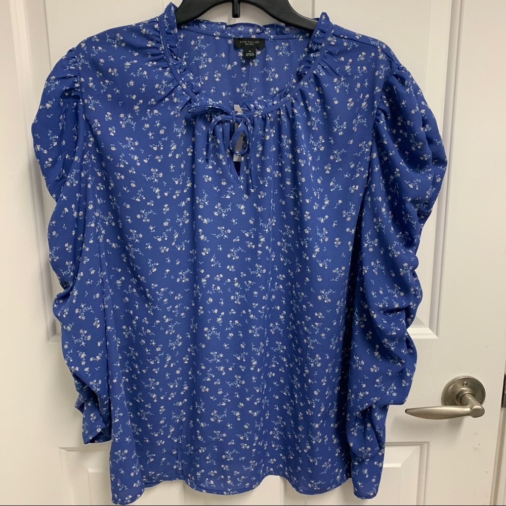 Ann Taylor Factory blouse NWT